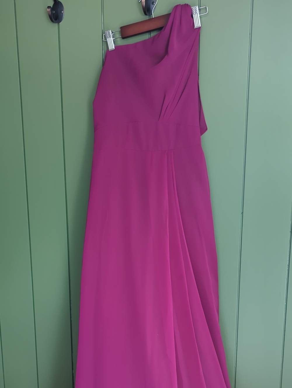 Women’s Fuchsia Wedding Dress
